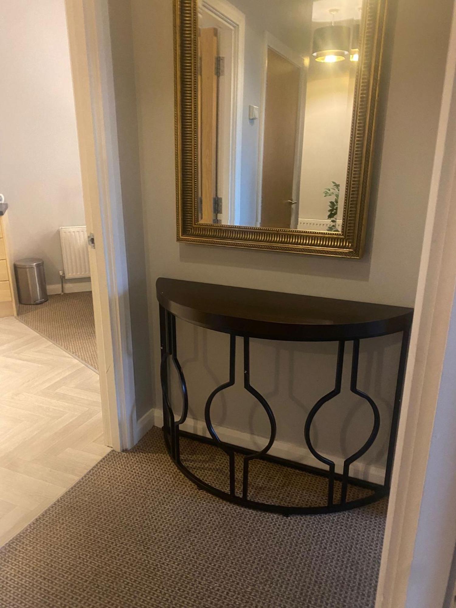 Hastings Apartments Extra Large Self Catering Apt Tourism Certified Free Parking Wifi Белфаст Екстериор снимка